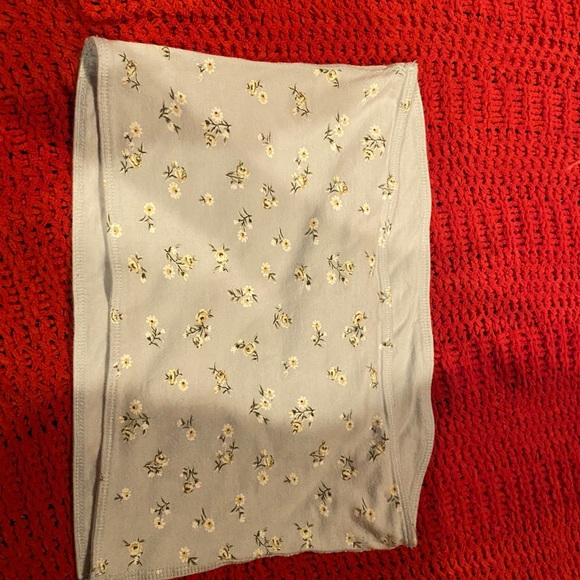 Hollister Flower tube top - Picture 1 of 2